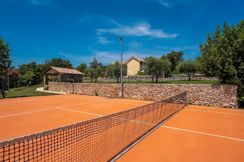 Villa Nina Gambozzi 0*,